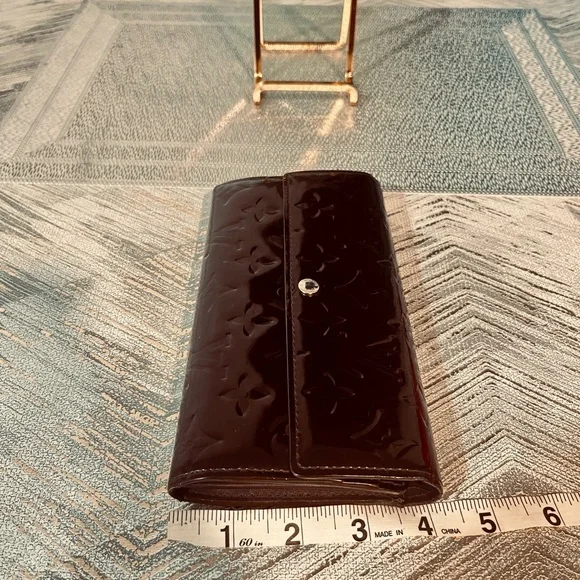 Louis Vuitton purple vernis Patent Leather Clutch wallet - Picture 12 of 13